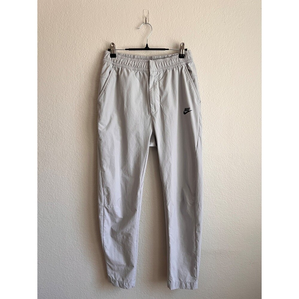 Nike Sportswear Men's Tech Essentials Commuter Pants in Light Gray Size SMALL